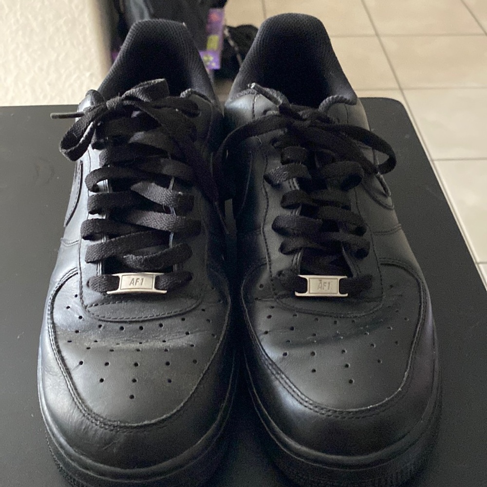 Nikes Mens sneakers